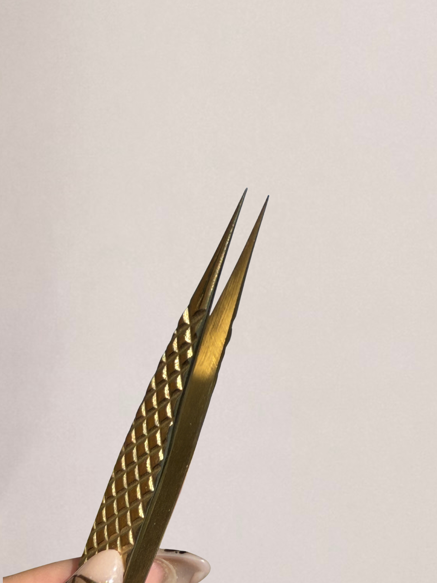 Tweezers