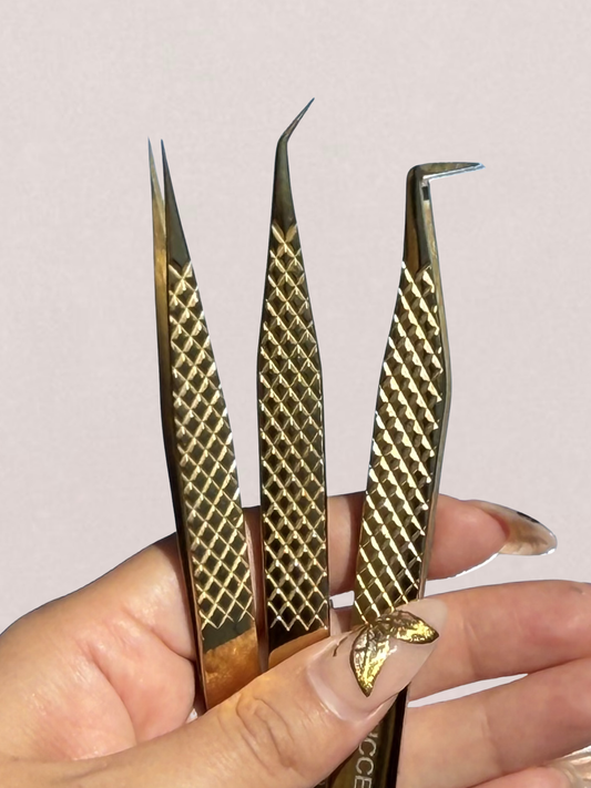 Tweezers